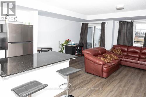 3978 Jockvale Road, Ottawa, ON - Indoor Photo Showing Living Room