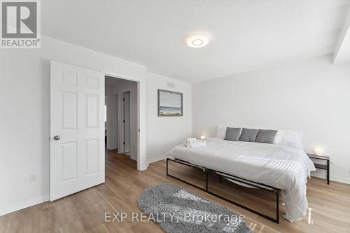 474 Claridge Drive, Ottawa, ON - Indoor Photo Showing Bedroom