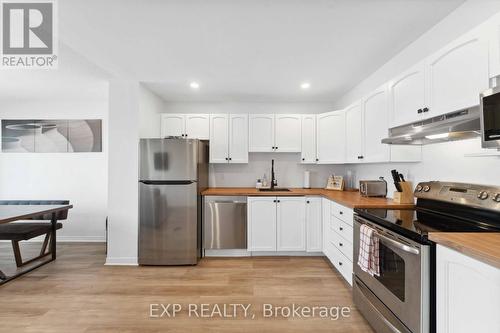 474 Claridge Drive, Ottawa, ON - Indoor Photo Showing Kitchen With Stainless Steel Kitchen