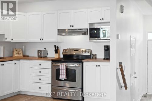 474 Claridge Drive, Ottawa, ON - Indoor Photo Showing Kitchen