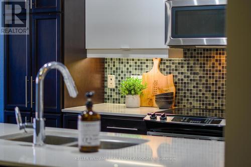 601 - 112 Benton Street, Kitchener, ON - Indoor Photo Showing Kitchen With Double Sink With Upgraded Kitchen