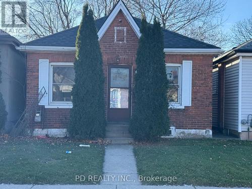 28 Harrison Avenue, Hamilton (Homeside), ON - Outdoor