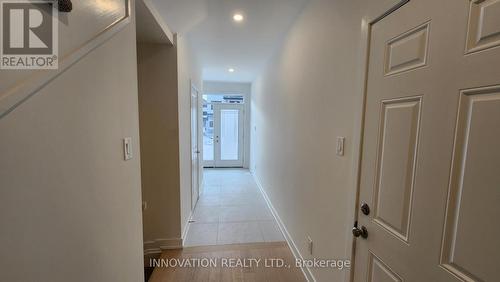 815 Anciano Crescent, Ottawa, ON - Indoor Photo Showing Other Room