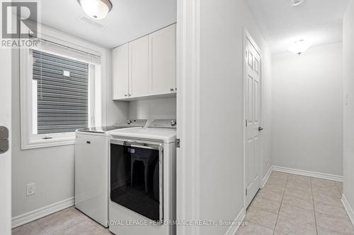 30 Squashberry Lane, Ottawa, ON - Indoor Photo Showing Laundry Room