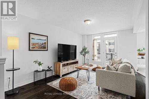 30 Squashberry Lane, Ottawa, ON - Indoor Photo Showing Living Room