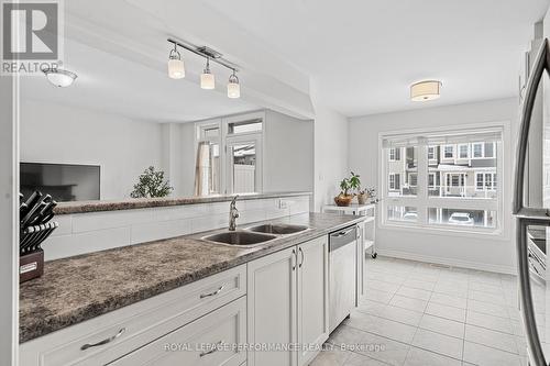 30 Squashberry Lane, Ottawa, ON - Indoor Photo Showing Kitchen With Double Sink