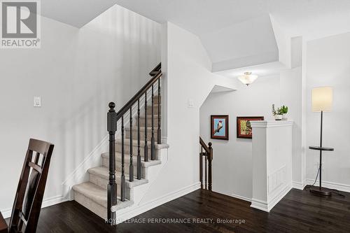 30 Squashberry Lane, Ottawa, ON - Indoor Photo Showing Other Room