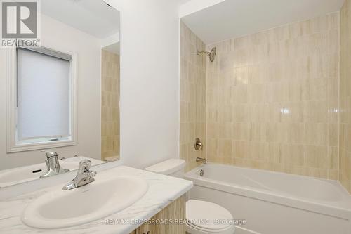 788 Kootenay Path, Oshawa, ON - Indoor Photo Showing Bathroom