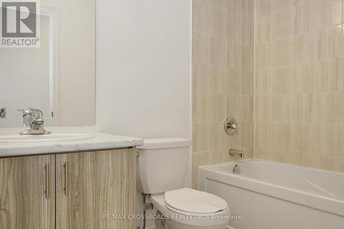 788 Kootenay Path, Oshawa, ON - Indoor Photo Showing Bathroom