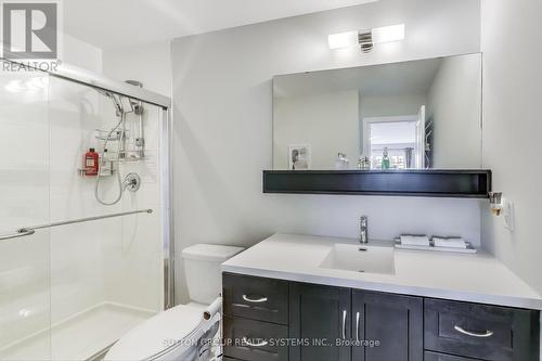 3122 Blackfriar Common, Oakville, ON - Indoor Photo Showing Bathroom