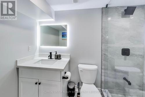 3122 Blackfriar Common, Oakville, ON - Indoor Photo Showing Bathroom