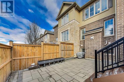 3122 Blackfriar Common, Oakville, ON - Outdoor With Exterior