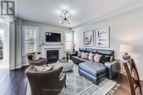 3122 Blackfriar Common, Oakville, ON - Indoor Photo Showing Living Room With Fireplace