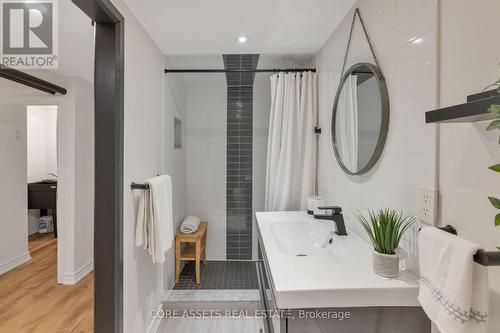 148 Caledonia Road, Toronto, ON - Indoor Photo Showing Bathroom