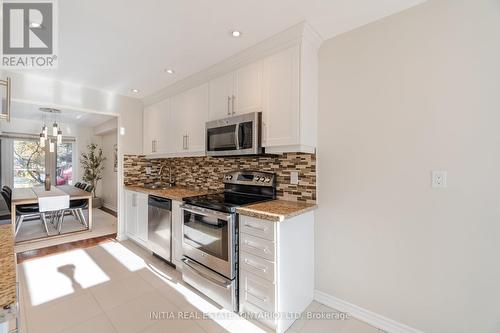 64 - 3265 South Millway, Mississauga (Erin Mills), ON - Indoor Photo Showing Kitchen