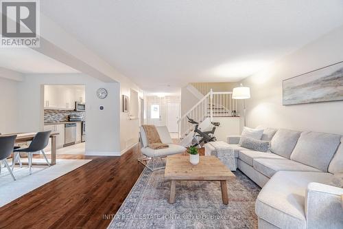 64 - 3265 South Millway, Mississauga (Erin Mills), ON - Indoor Photo Showing Living Room