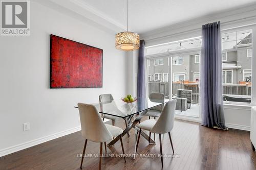 700 Hazelnut Crescent, Ottawa, ON - Indoor Photo Showing Dining Room