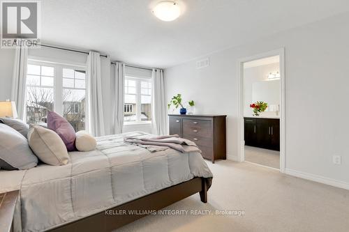 700 Hazelnut Crescent, Ottawa, ON - Indoor Photo Showing Bedroom