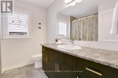 700 Hazelnut Crescent, Ottawa, ON - Indoor Photo Showing Bathroom