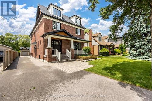 114 Wood Lane, Richmond Hill, ON - Outdoor With Facade