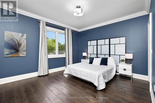 114 Wood Lane, Richmond Hill, ON - Indoor Photo Showing Bedroom