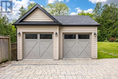 114 Wood Lane, Richmond Hill, ON - Outdoor