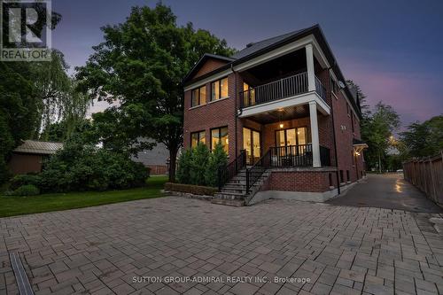 114 Wood Lane, Richmond Hill, ON - Outdoor With Balcony