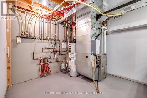 114 Wood Lane, Richmond Hill, ON - Indoor Photo Showing Basement