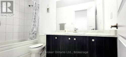 112 Queen Mary Boulevard, Hamilton, ON - Indoor Photo Showing Bathroom