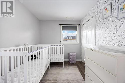 702 Rayburne Avenue, Sarnia, ON - Indoor Photo Showing Bedroom