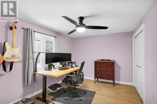 17 Queen Mary Crescent, London, ON - Indoor Photo Showing Office