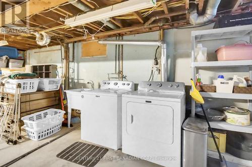 17 Queen Mary Crescent, London, ON - Indoor Photo Showing Laundry Room