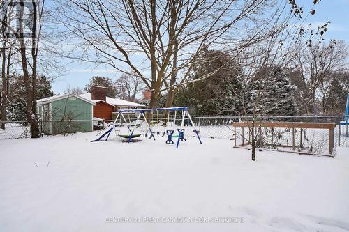 17 Queen Mary Crescent, London, ON - Outdoor