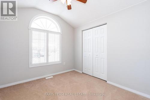 8 Farmstead Crescent, Barrie, ON - Indoor Photo Showing Other Room