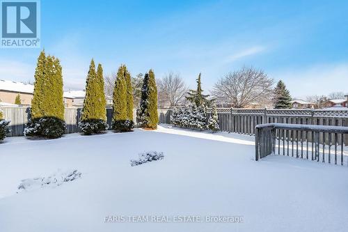 8 Farmstead Crescent, Barrie, ON - 