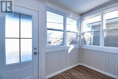 32 Vansitmart Avenue, Hamilton, ON - Indoor Photo Showing Other Room