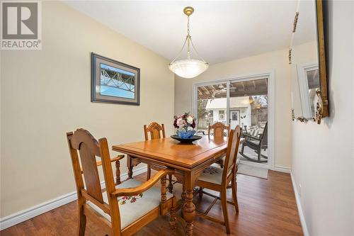 846 Mckay Avenue, Sarnia, ON - Indoor Photo Showing Dining Room