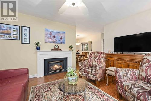 846 Mckay Avenue, Sarnia, ON - Indoor Photo Showing Living Room With Fireplace