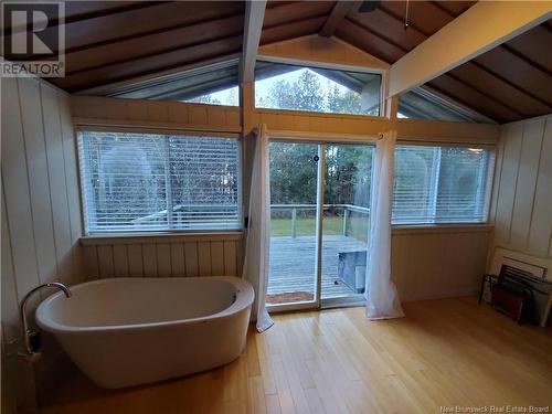 568 Bayview Drive, Saint Andrews, NB - Indoor Photo Showing Bathroom