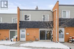 3513 43 Street SW  Calgary, AB T3E 3P4