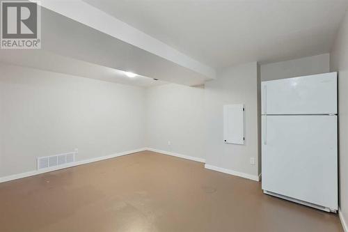 3513 43 Street Sw, Calgary, AB - Indoor Photo Showing Other Room