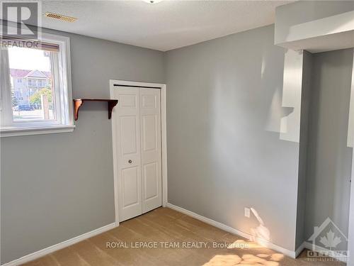 127 Keltie, Ottawa, ON - Indoor Photo Showing Other Room