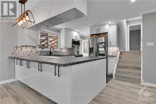 3028 Linton Road, Ottawa, ON - Indoor Photo Showing Kitchen With Upgraded Kitchen