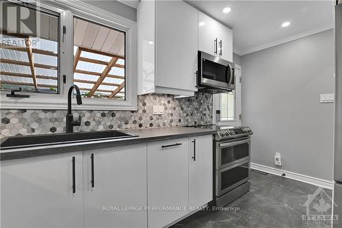 3028 Linton Road, Ottawa, ON - Indoor Photo Showing Kitchen