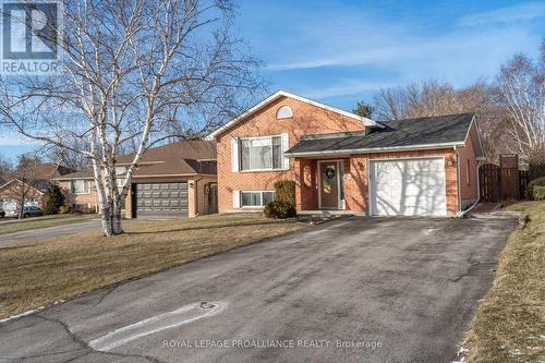 27 Loraine Avenue, Quinte West, ON - Outdoor