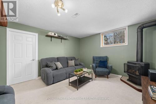 27 Loraine Avenue, Quinte West, ON - Indoor