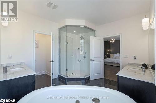 3173 Millicent Avenue, Oakville, ON - Indoor Photo Showing Bathroom