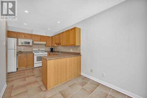 558 Wild Shore Crescent, Ottawa, ON - Indoor Photo Showing Kitchen