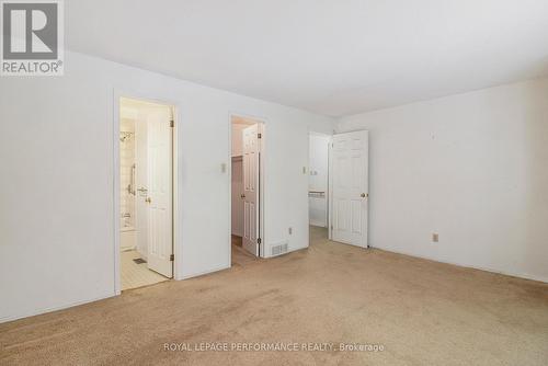 6063 Valley Field Crescent, Ottawa, ON - Indoor Photo Showing Other Room