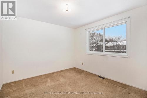 6063 Valley Field Crescent, Ottawa, ON - Indoor Photo Showing Other Room